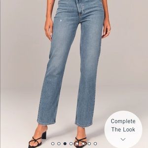 Abercrombie Ultra high rise 90’s Straight Jean